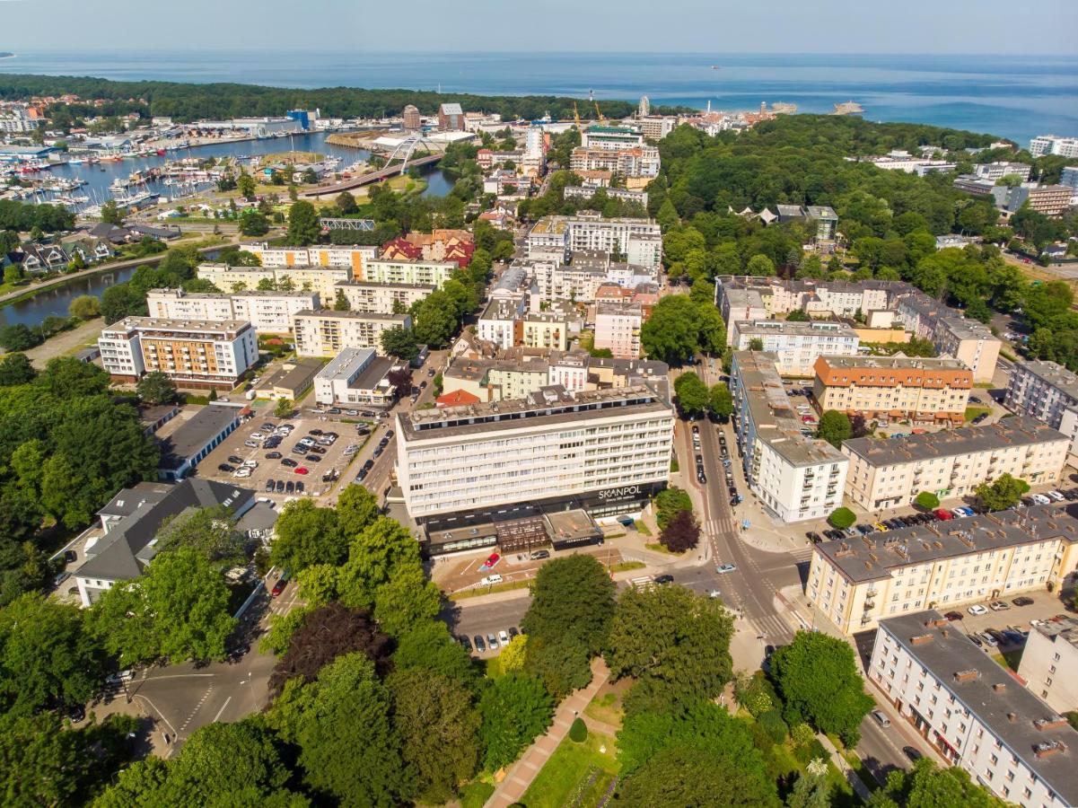 Hotel New Skanpol Колобжег Екстериор снимка