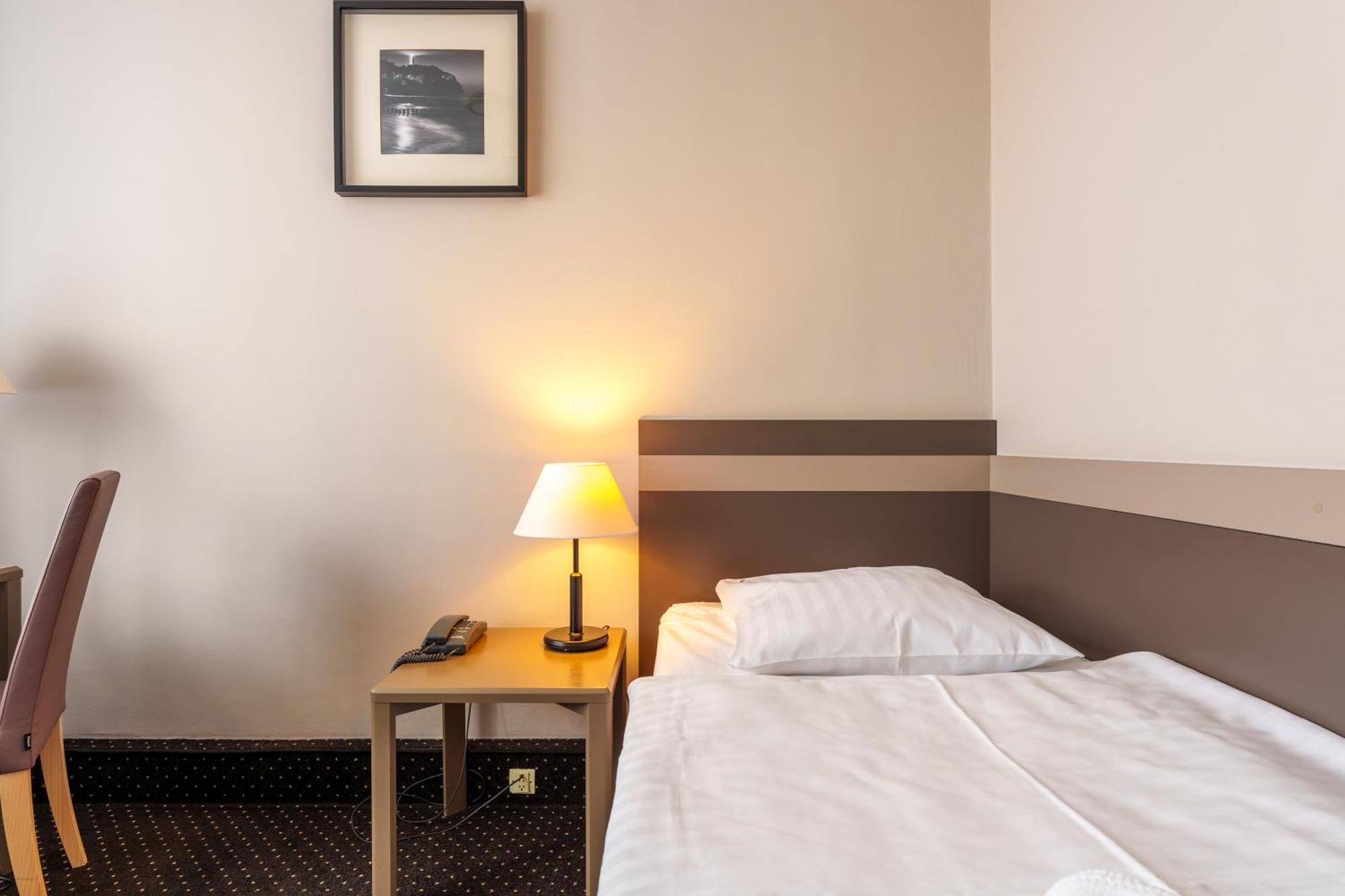 Hotel New Skanpol Колобжег Екстериор снимка