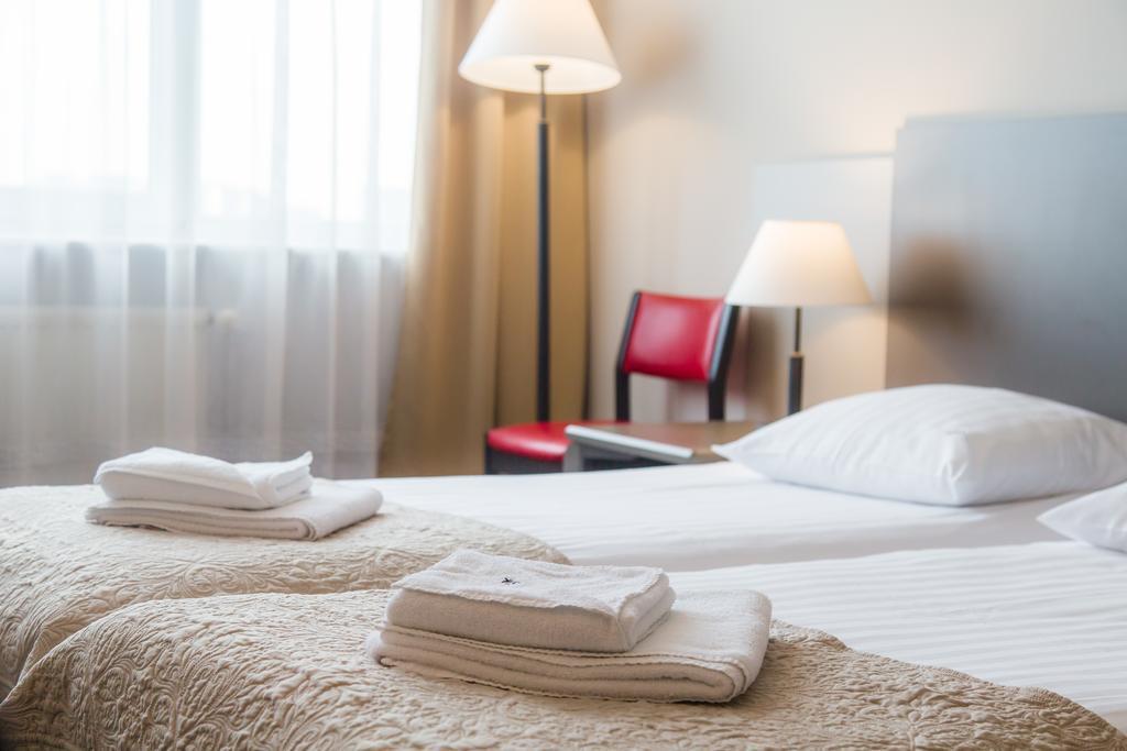 Hotel New Skanpol Колобжег Екстериор снимка
