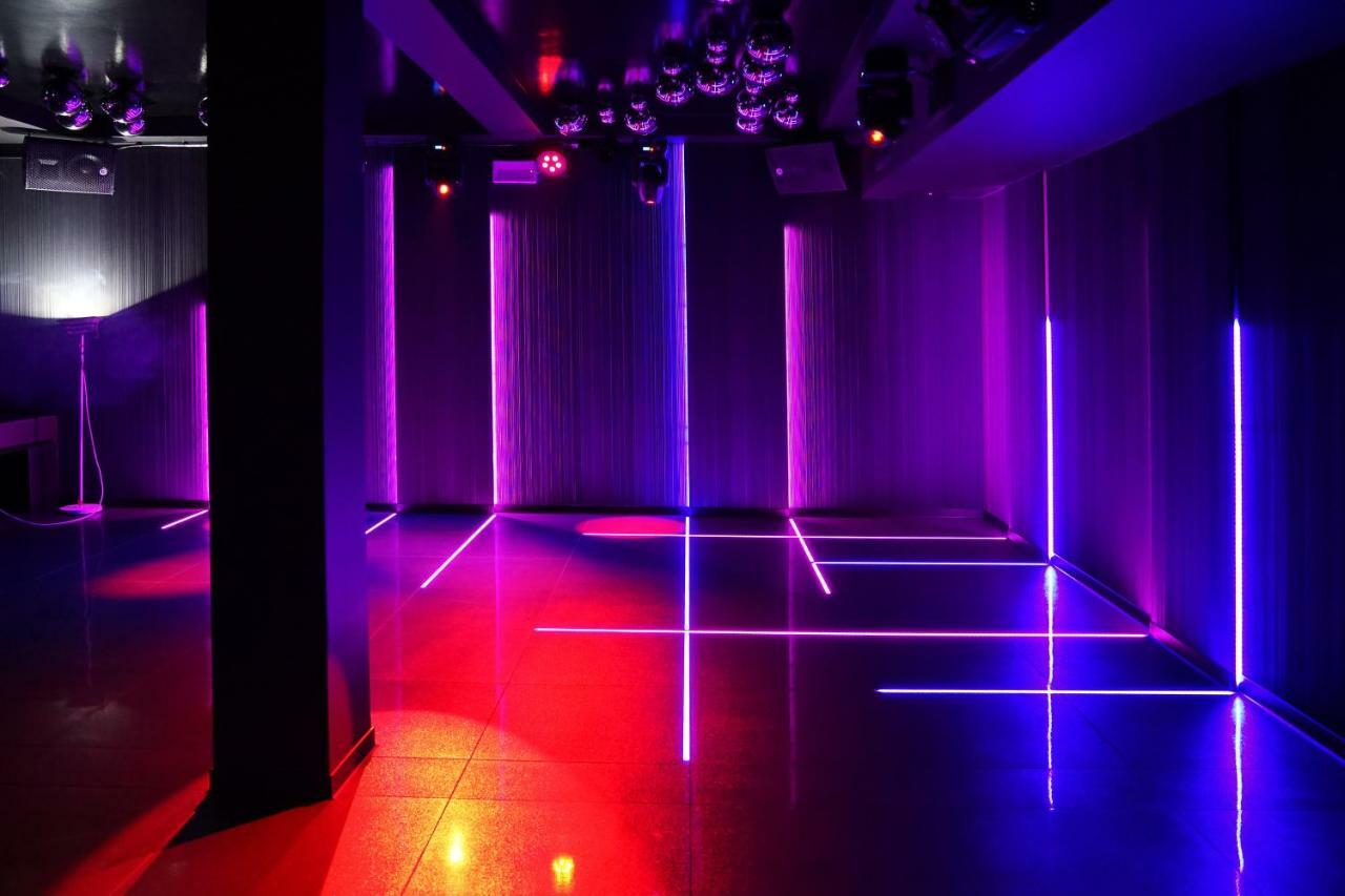 Hotel New Skanpol Колобжег Екстериор снимка